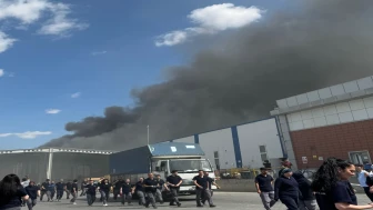 Eskişehir OSB’de Çıkan Yangında 6 İşçi Dumandan Etkilendi: Yangın Kontrol Altına Alındı