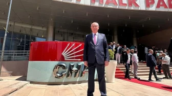 Kazım Kurt: "Kurultay davası redde mahkûm, halkın sorunlarına odaklanalım"