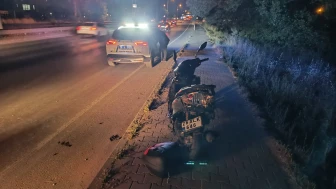 Çarpıp Kaçtı: Motosiklet Kazasında 2 Kişi Yaralandı