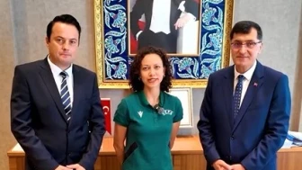 Başkan Kahveci’den FIFA Yardımcı Hakemi Karakoç’a Övgü