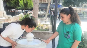 Afyon Dinar’da Yarım Asırlık Çeşmelerden Buz Gibi Kaynak Suyu Akıyor