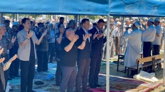 Kuraklık Korkuttu, Halk Duaya Durdu: Düzağaç’ta Yağmur Umudu