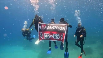 Suyun Altında Tarihe Geçtiler: Es-Es’e Derin Kutlama