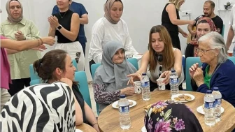 KSBÜ Öğrencilerinden Huzurevi Sakinlerine Egzersiz ve Moral Desteği