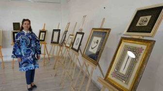 Kütahya’da Osmanlı’nın İzinde: Tezhip Sanatı Büyüledi