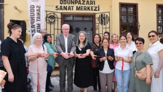 Odunpazarı Belediyesi Halk Merkezleri ‘Yıl Sonu Çini Sergisi’ açıldı
