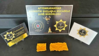 Peçeteye Emdirilmiş Uyuşturucu Yakalandı, 3 Kişi Tutuklandı