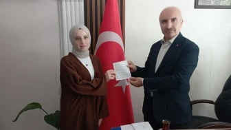 Umre Ödülünü Bağışladı, Kur’an Kursu İçin Örnek Oldu