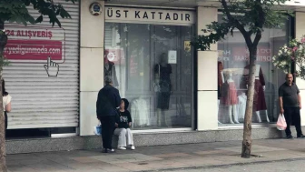 “Aniden bastıran yağmur Eskişehir’de şaşırttı: Vatandaşlar kaçacak yer aradı”