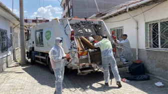 Eskişehir'de bir çöp ev vakası daha: Evin sahibi Huzurevi'nde