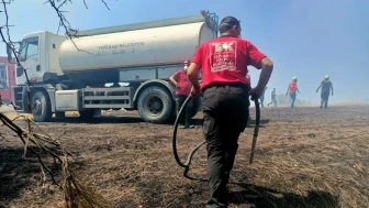 Tepebaşı Arama Kurtarma Ekibi Yangın Bölgelerinde Görev Başındaydı