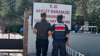 Aranan Şahıs Jandarma Tarafından Yakalandı