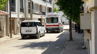 İkinci kattan düşen 1,5 yaşındaki çocuk hastaneye kaldırıldı, Annesi “Tutamadım” diyerek gözyaşlarına boğuldu