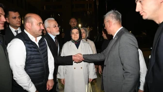 Bakan Memişoğlu, Eskişehir'de tedavi gören yaralı orman işçisini ziyaret etti