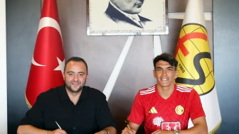 Eskişehirspor Kanatlarını Güçlendirdi: Akın Akman İmzayı Attı