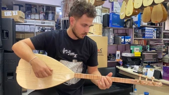 Her Köşesi Farklı Ağaçtan Yapılan Bağlama, Popülerliğini Yitirmiyor