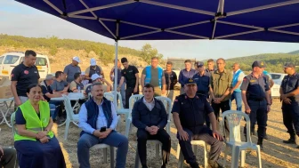 Vali Hüseyin Aksoy: “Yangına havadan ve karadan müdahale sürüyor”