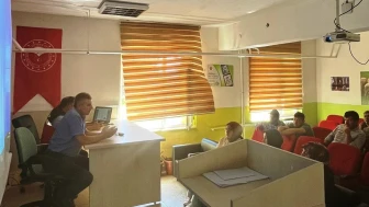 Altıntaş’ta Çiftçilere Hayvancılık Eğitimi: Besi Sığırı Kursuna Yoğun İlgi