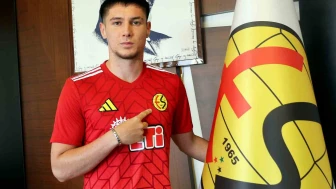 Eskişehirspor'dan Önemli Gelişme: Hasan Şen ile Sözleşme Yenilendi!