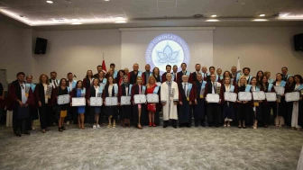 ESOGÜ Öğretim Üyeleri Profesör Unvanlarını Kutladı, Cübbelerini Giydi