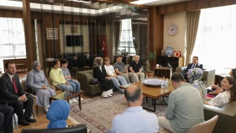 Kütahya'nın LGS 2025 Türkiye Birincileri, Vali Işın ile Buluştu