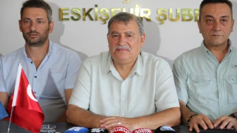 HÜR-SEN: "Sendikalar Tiyatro Oynuyor"