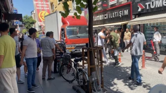 Eskişehir’de Yol Verme Kavgası Kamerada: Sopalı, Yumruklu Kavga