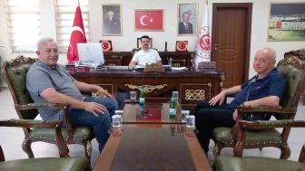 Emirdağ’da Başıboş Köpekler Toplatılıyor