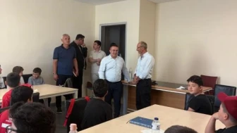 İl Müdürü Demir, Gençlik Merkezi’nde Gençler İle Projeleri Değerlendirdi
