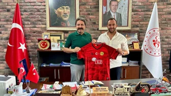 Eskişehirspor Kulüp Yönetimi, Gençlik ve Spor İl Müdürünü Ziyaret Etti