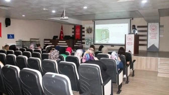 Kütahya’da Kadınlara Yönelik “En İyi Narkotik Polisi Anne” Eğitimi Verildi