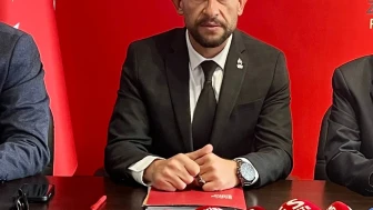 Zafer Partisi İl Başkanı Demir: “Vatanseverler hapiste, hainler sokakta”