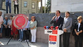 CHP’den 102. Kuruluş Yıldönümünde Demokrasi ve Özgürlük Vurgusu: “Halkın İradesini Gasp Edemezsiniz”