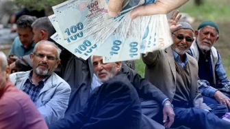 30 bin TL’ye varan ödeme listesi belli oldu: 2025 Eylül emekli maaşı banka promosyonları: Hangi banka kaç lira veriyor?