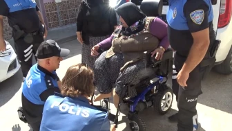Polislerden Zeynep İçen’e Anlamlı Hediye