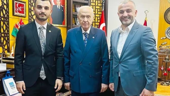 BAYRAMPAŞA’DA YOLSUZLUK BOMBASI PATLADI: MHP’li 2 İsim Gözaltında, İhraç Talebiyle Disipline Sevk Edildi!