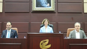 Ayşe Ünlüce: "Her Karar Eleştirilir"