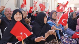 Üretici Kadınlar ve Mahalle Halkı Hasat Şenliğinde Buluştu