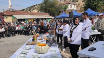 2. Yörükkırka Balkabağı Festivali Renkli ve Lezzetli Anlara Sahne Oldu