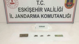 Jandarmanın Dikkati Sayesinde Suçüstü Yakalandılar!
