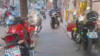 Eskişehir’de kaldırımlar motosiklet parkına dönüştü
