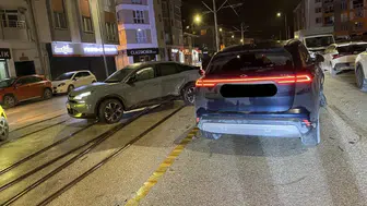 Eskişehir’de Trafik Kazası Tramvay Seferlerini Aksattı