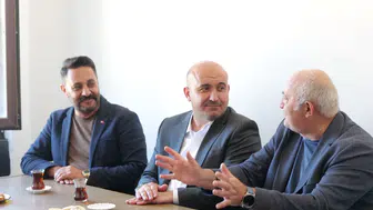 Albayrak ÇGD’yi Ziyaret Etti: Gazetecilerin Sorunları Masada