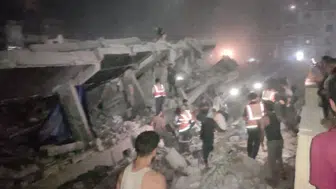 Gazze’de 6 Katlı Bina Çöktü: En Az 8 Ölü