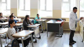 Velilerin okul görüşmeleri randevu sistemi üzerinden yapılacak