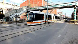 Eskişehir’de Tramvay Seferleri Kaza Nedeniyle Aksadı