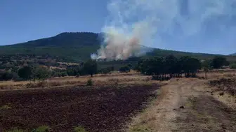 Sivrihisar’da çıkan orman yangınına müdahale sürüyor