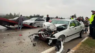 Eskişehir’de Sağanak Sonrası 7 Araç Birbirine Girdi