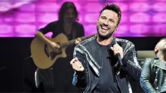 Tarkan Neden Megastar?
