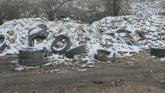 Eskişehir’de Boş Araziye Dökülen Atıklar Tepelere Dönüştü